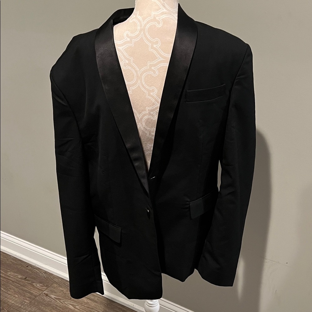 Men's Black Tuxedo Suit
